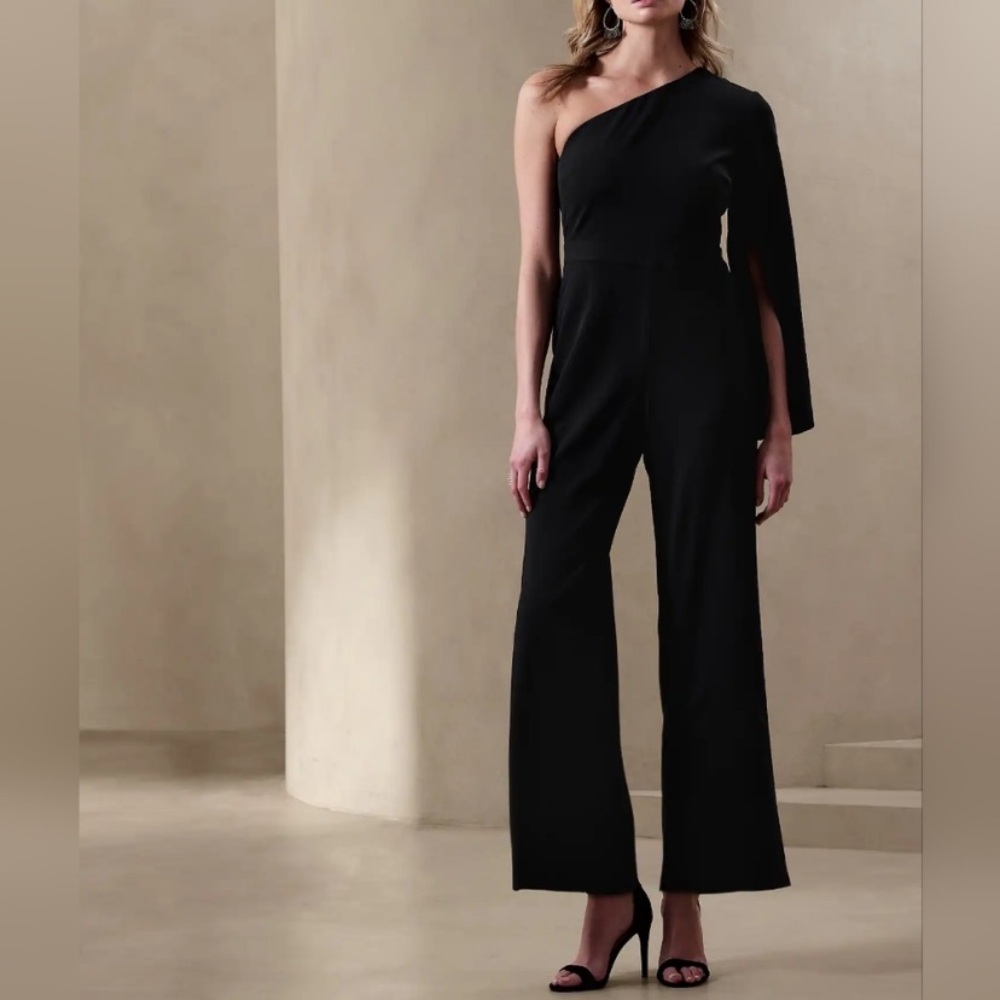 Banana Republic Factory Crepe One-Sleeve Jumpsuit
